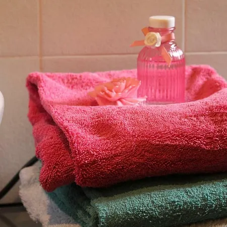 La Casina Di Via Cresci, 14 Lägenhet *