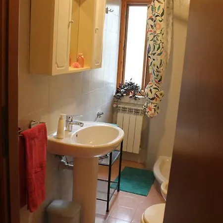 La Casina Di Via Cresci, 14 *