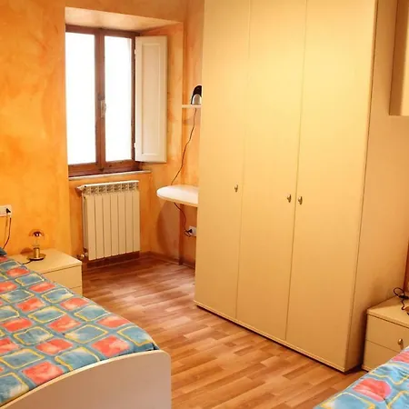 Apartment La Casina Di Via Cresci, 14