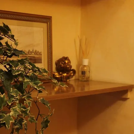 La Casina Di Via Cresci, 14 Lägenhet *